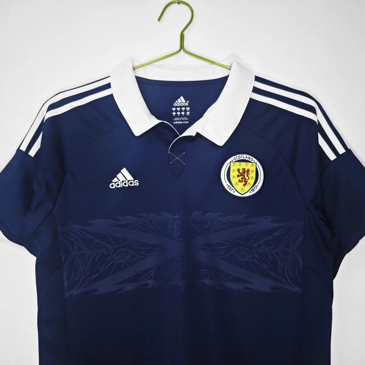 Scotland 🏴󠁧󠁢󠁳󠁣󠁴󠁿 2011/12 Home Jersey. - World Cup Retro Soccer Shop
