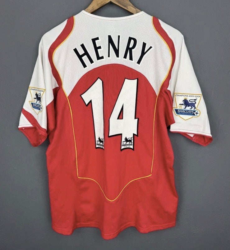 Arsenal FC 2002/04 Retro Home Kit.