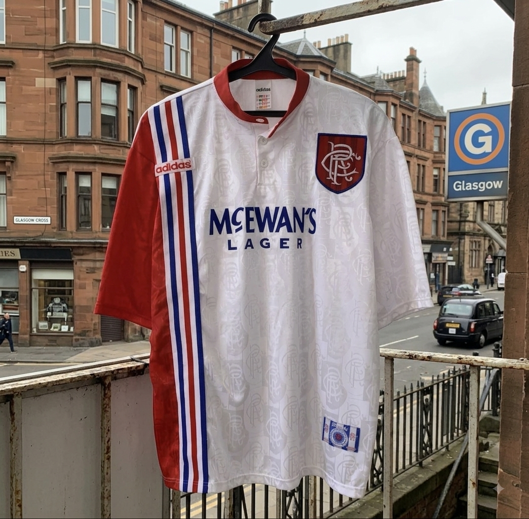 Glasgow Rangers 96/97 Away Retro Kit.