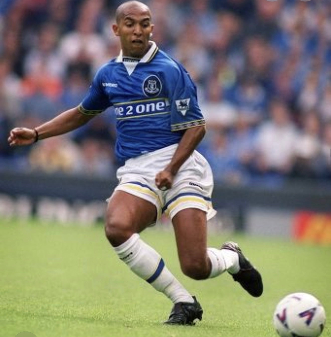 Everton FC 97/99 Retro Home Jersey.