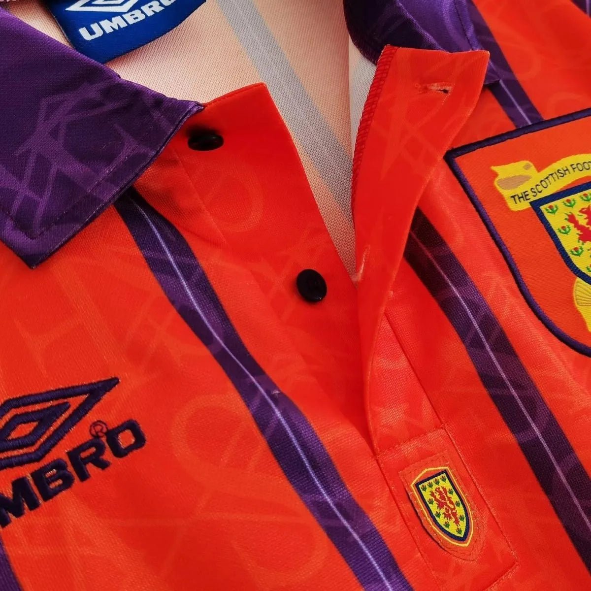 Scotland 🏴󠁧󠁢󠁳󠁣󠁴󠁿 1993/95 Away Jersey. - World Cup Retro Soccer Shop