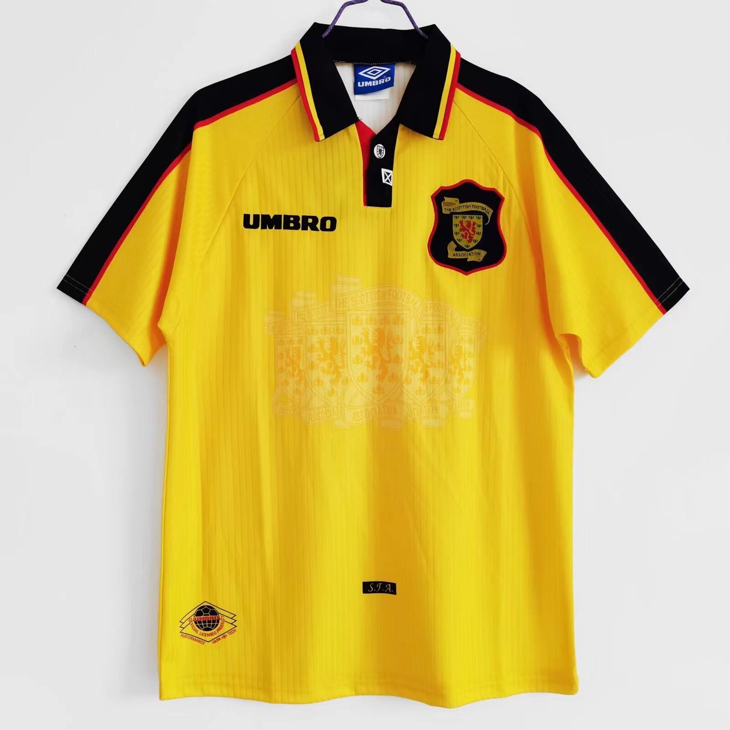 Scotland 🏴󠁧󠁢󠁳󠁣󠁴󠁿 1996/98 Away Jersey. - World Cup Retro Soccer Shop