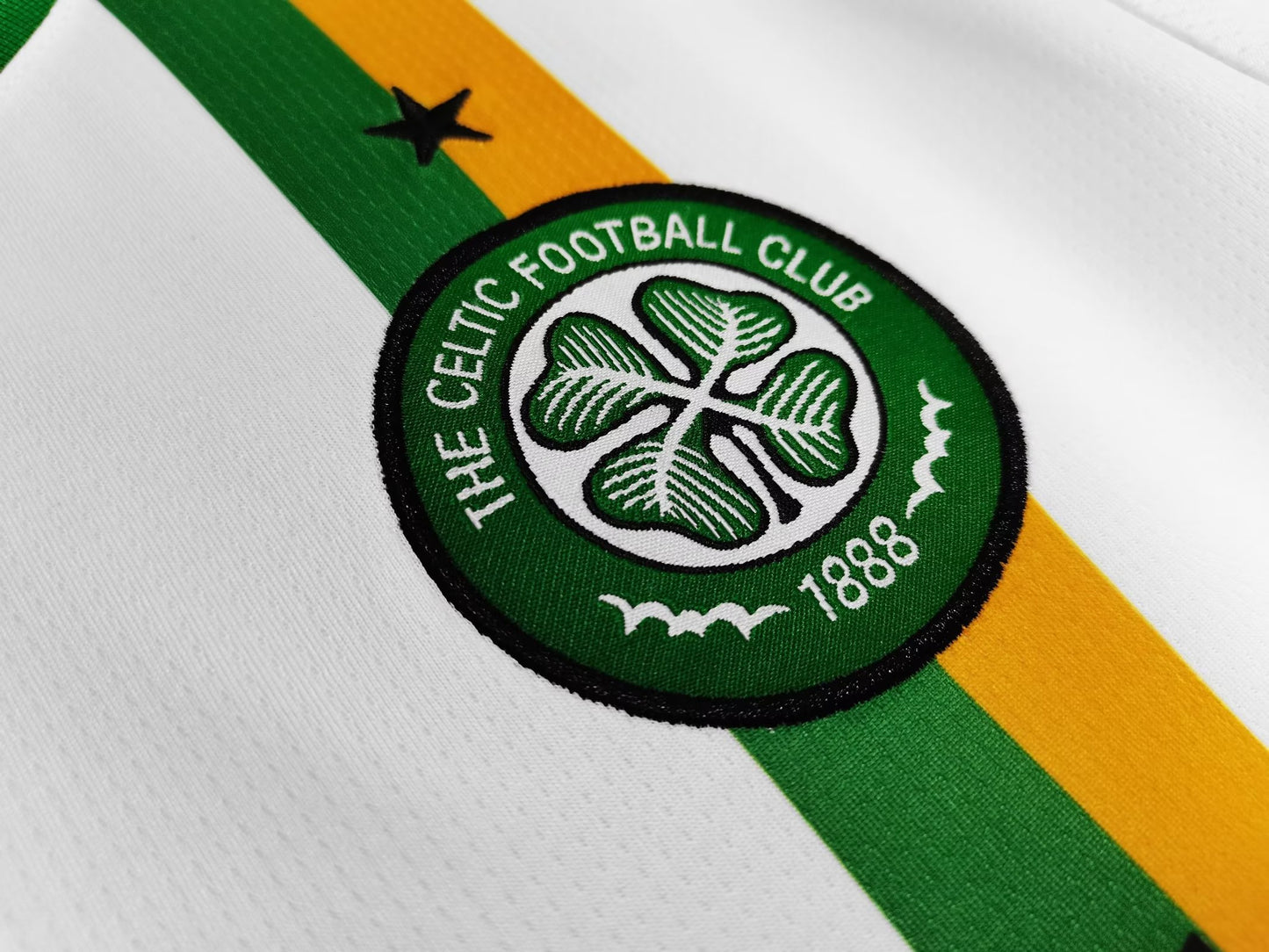 Celtic FC 2006/07 4th Away Retro Kit.