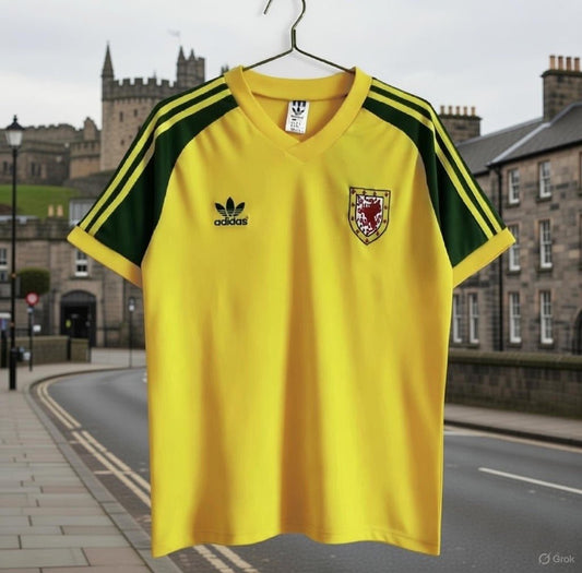 Wales 🏴󠁧󠁢󠁷󠁬󠁳󠁿 1982 Away Jersey. - World Cup Retro Soccer Shop