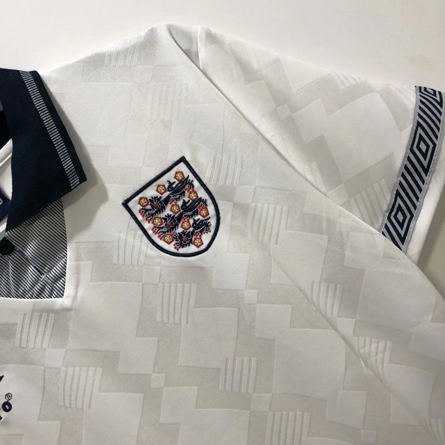 England 🏴󠁧󠁢󠁥󠁮󠁧󠁿 1990 “Italia 90” Home Jersey. - World Cup Retro Soccer Shop