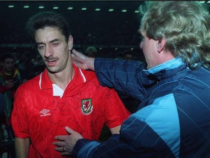 Wales 🏴󠁧󠁢󠁷󠁬󠁳󠁿 1993/94 Home Jersey. - World Cup Retro Soccer Shop