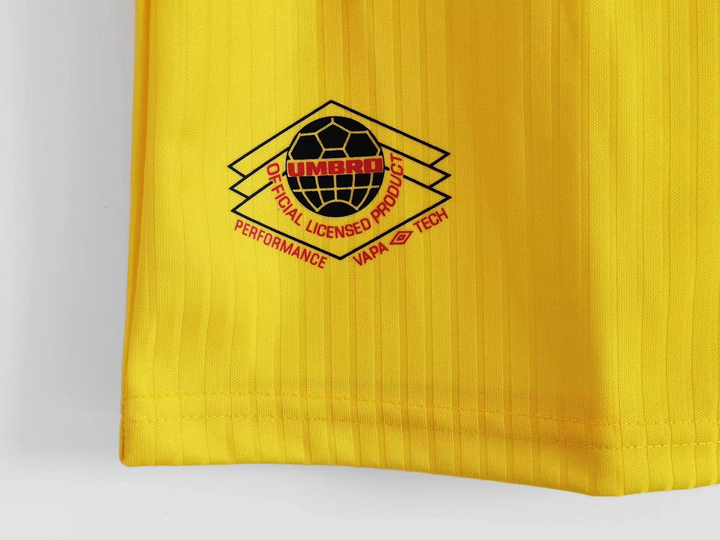Scotland 🏴󠁧󠁢󠁳󠁣󠁴󠁿 1996/98 Away Jersey. - World Cup Retro Soccer Shop