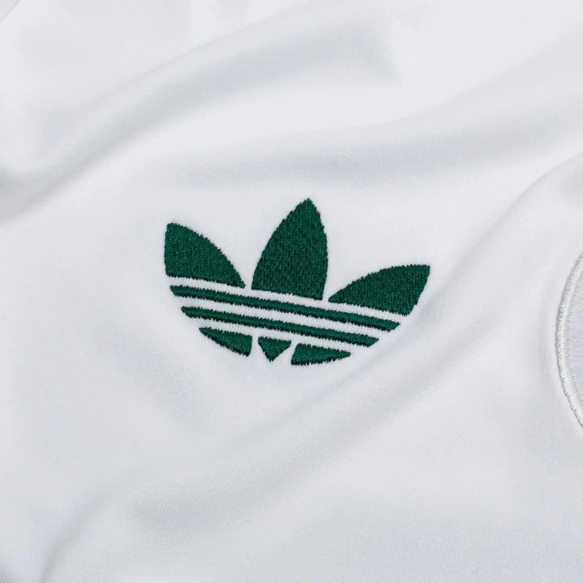 Hungary 🇭🇺 26/27 Away Jersey.