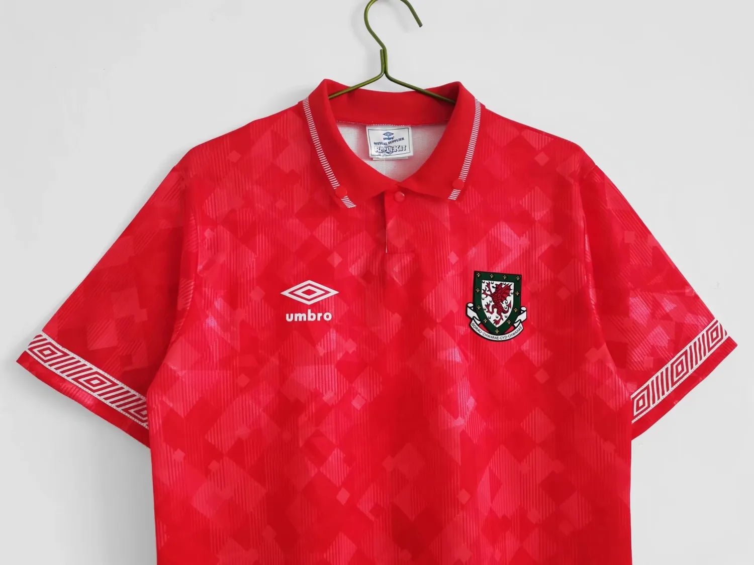 Wales 🏴󠁧󠁢󠁷󠁬󠁳󠁿 1990/92 Home Jersey. - World Cup Retro Soccer Shop