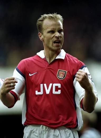 Arsenal 1998/1999 Home Retro Kit.