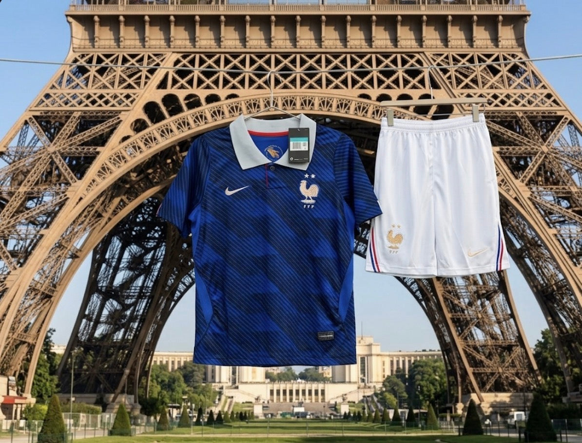 France 🇫🇷2026 World Cup Kids Kit Set Home Jersey, Shorts & Socks.