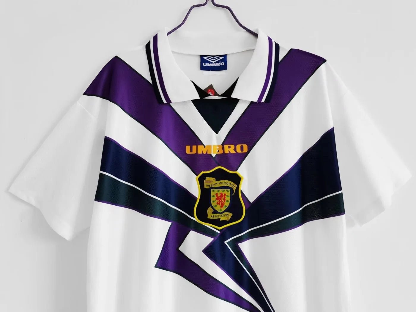 Scotland 🏴󠁧󠁢󠁳󠁣󠁴󠁿 Euro 1996 Away Jersey. - World Cup Retro Soccer Shop
