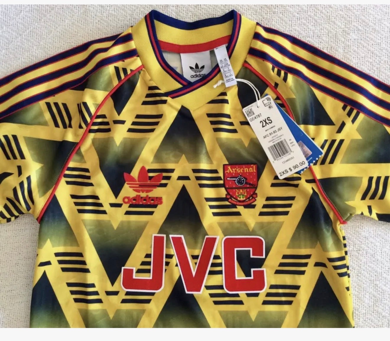 Arsenal FC 1991/93 Retro Away Kit.