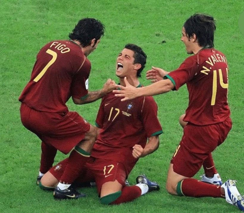 Portugal 🇵🇹 2006 World Cup Home Jersey.