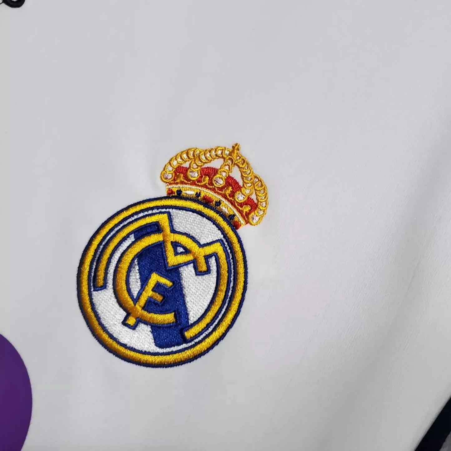 Real Madrid FC 2006/07 Home Retro Jersey.