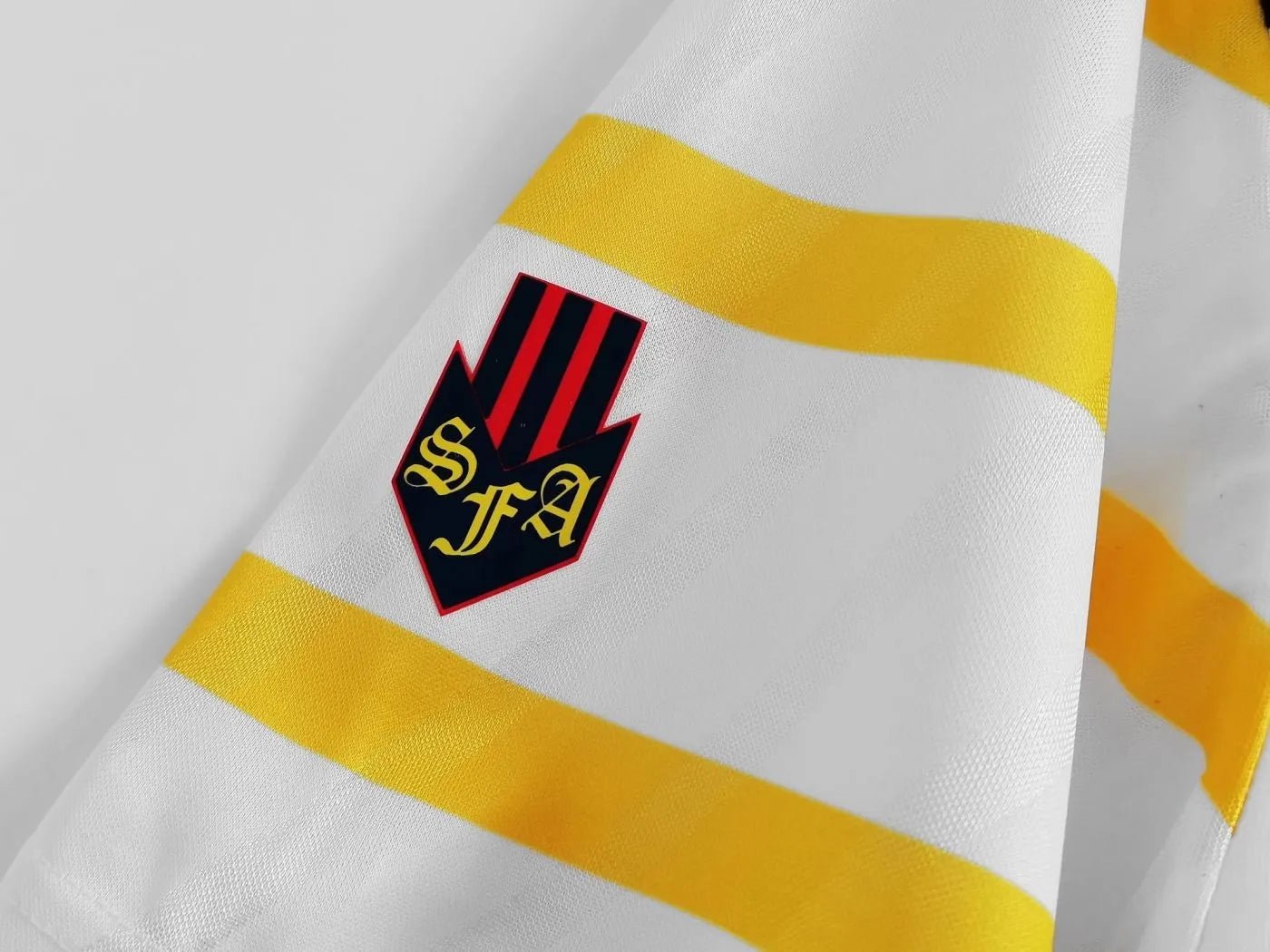 Scotland 🏴󠁧󠁢󠁳󠁣󠁴󠁿 1990 World Cup Away Jersey. - World Cup Retro Soccer Shop