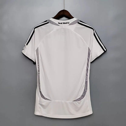 Real Madrid FC 2006/07 Home Retro Jersey.