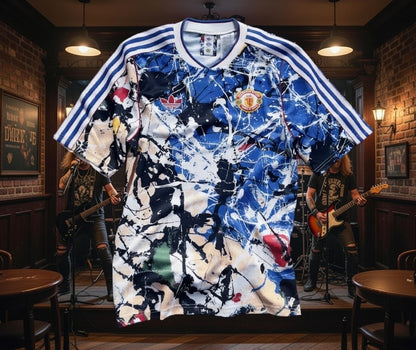 Manchester United special edition “Stone Roses”🌹 Kit.