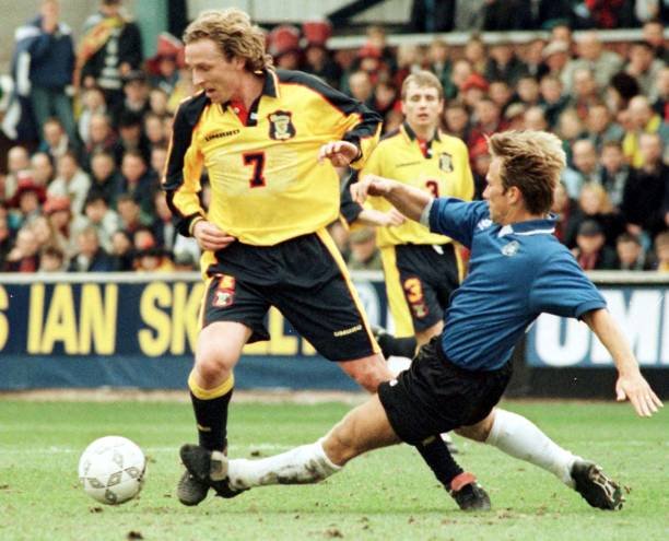 Scotland 🏴󠁧󠁢󠁳󠁣󠁴󠁿 1996/98 Away Jersey. - World Cup Retro Soccer Shop