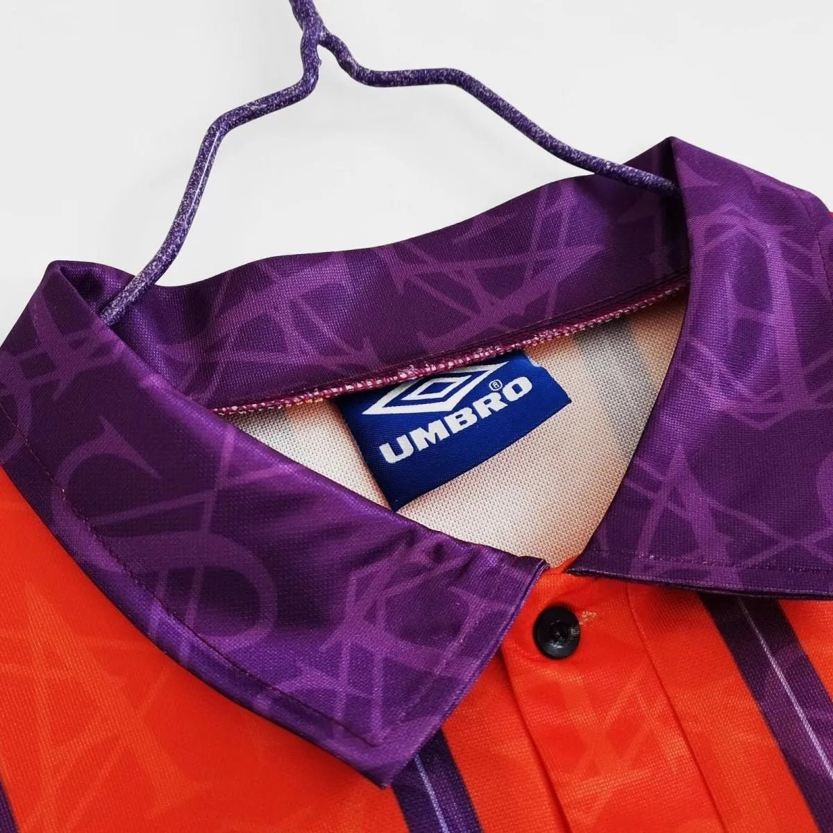 Scotland 🏴󠁧󠁢󠁳󠁣󠁴󠁿 1993/95 Away Jersey. - World Cup Retro Soccer Shop