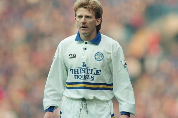 Leeds United 1993/94 Home Retro Kit. - World Cup Retro Soccer Shop