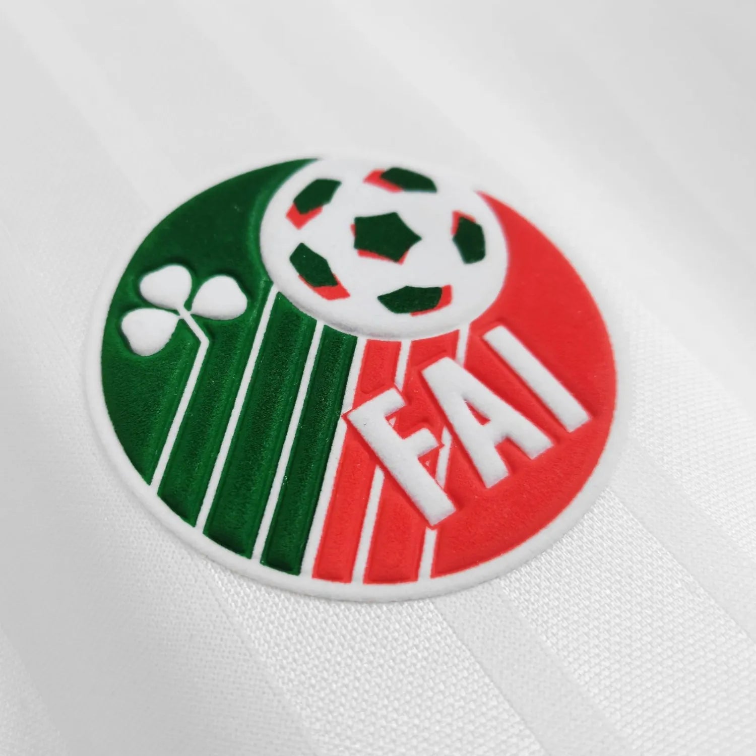 Ireland 🇮🇪 1992/94 Away Jersey. - World Cup Retro Soccer Shop