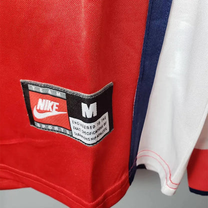 Arsenal 1998/1999 Home Retro Kit.