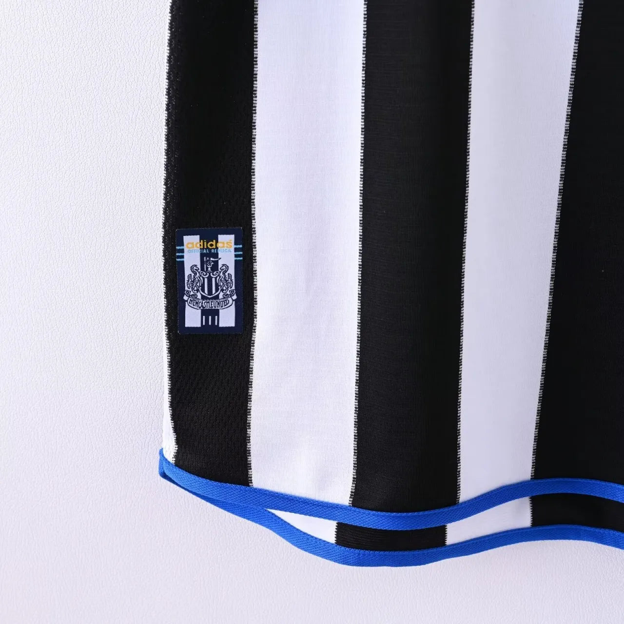 Newcastle United FC 1999/2000 Retro Home Jersey.