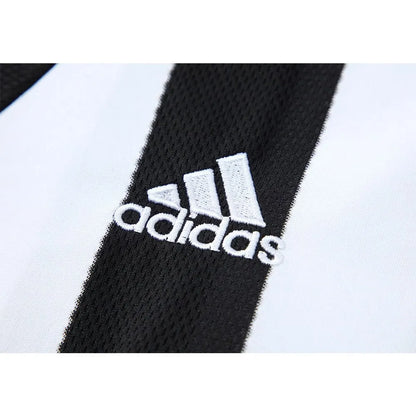 Newcastle United FC 2003/2005 Retro Home Jersey.