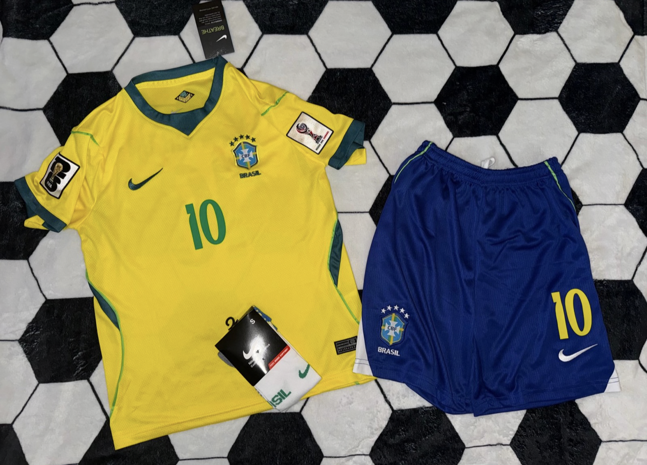 Brazil 🇧🇷 2026 World Cup Retro Kids Kit Set Home Jersey, Shorts & Socks.