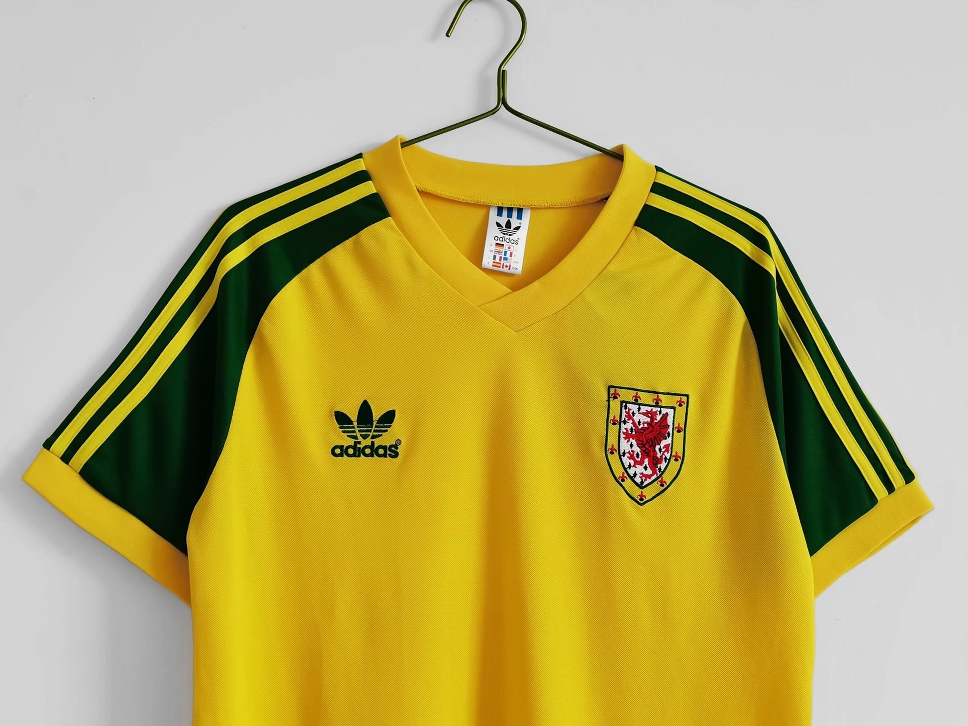 Wales 🏴󠁧󠁢󠁷󠁬󠁳󠁿 1982 Away Jersey. - World Cup Retro Soccer Shop