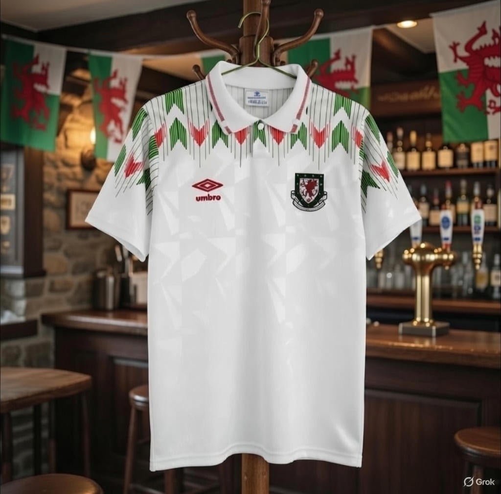 Wales 🏴󠁧󠁢󠁷󠁬󠁳󠁿 1990/92 Away Jersey. - World Cup Retro Soccer Shop