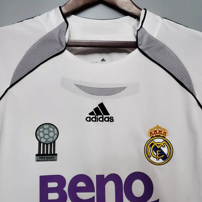 Real Madrid FC 2006/07 Home Retro Jersey.