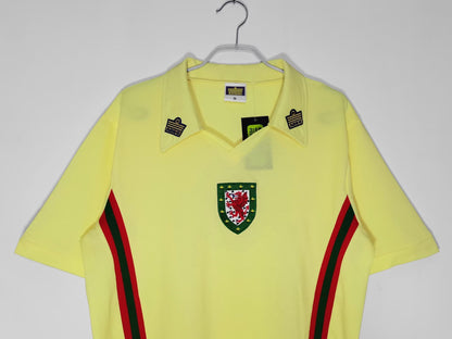 Wales 🏴󠁧󠁢󠁷󠁬󠁳󠁿 1976/79 Away Jersey. - World Cup Retro Soccer Shop