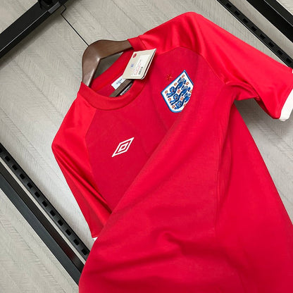 England 🏴󠁧󠁢󠁥󠁮󠁧󠁿 2010 World Cup Away Jersey. - World Cup Retro Soccer Shop