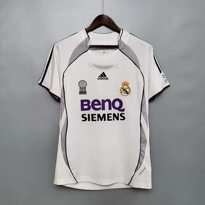 Real Madrid FC 2006/07 Home Retro Jersey.