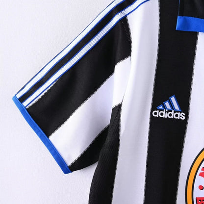 Newcastle United FC 1999/2000 Retro Home Jersey.