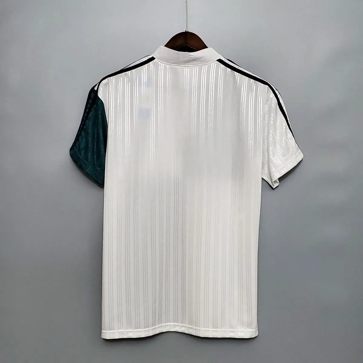 Liverpool FC 95/96 Retro Away Jersey.