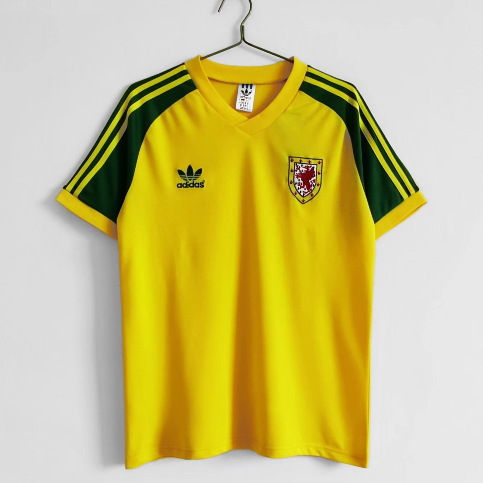 Wales 🏴󠁧󠁢󠁷󠁬󠁳󠁿 1982 Away Jersey. - World Cup Retro Soccer Shop
