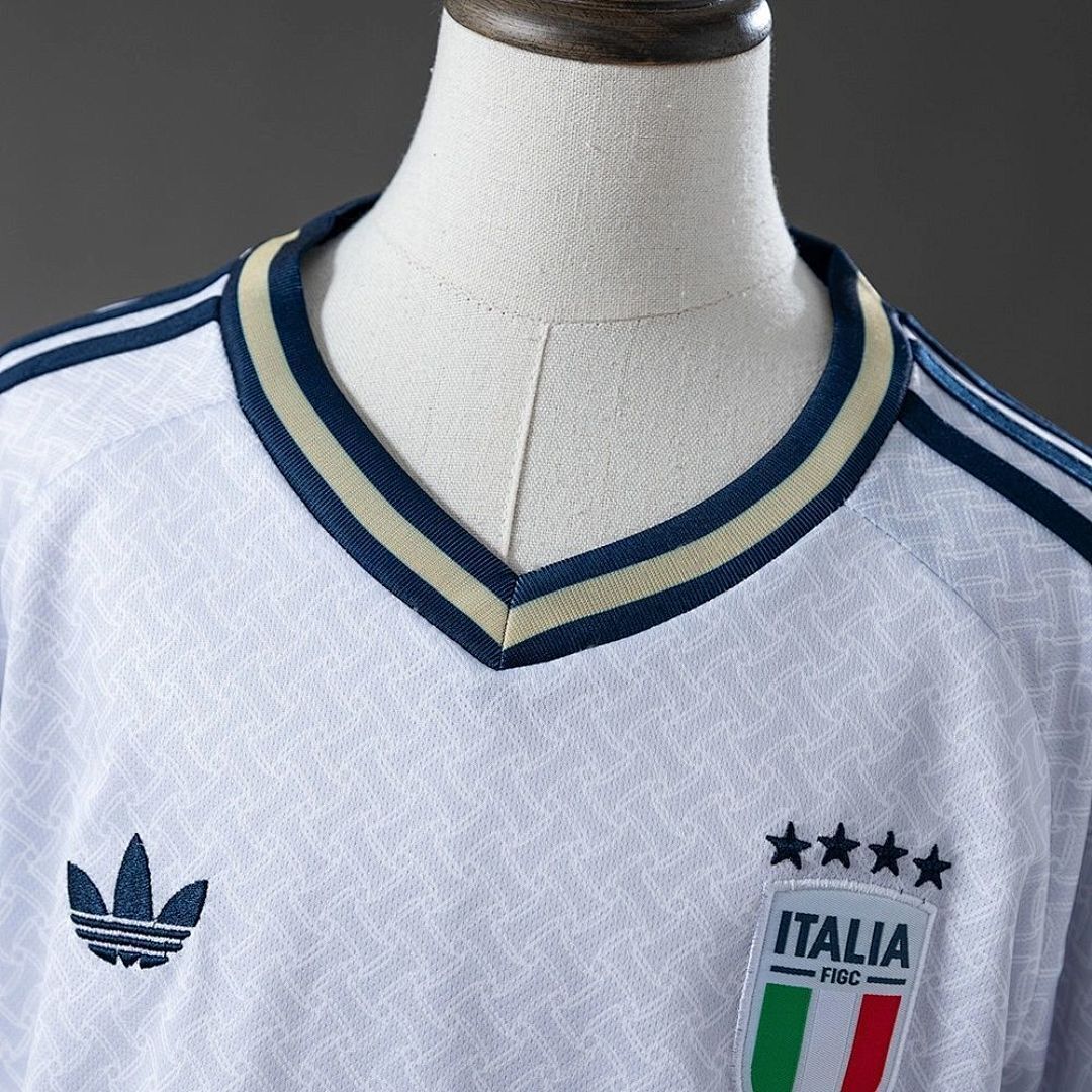 Italy 🇮🇹 New !!! 2026 World Cup Away Jersey.