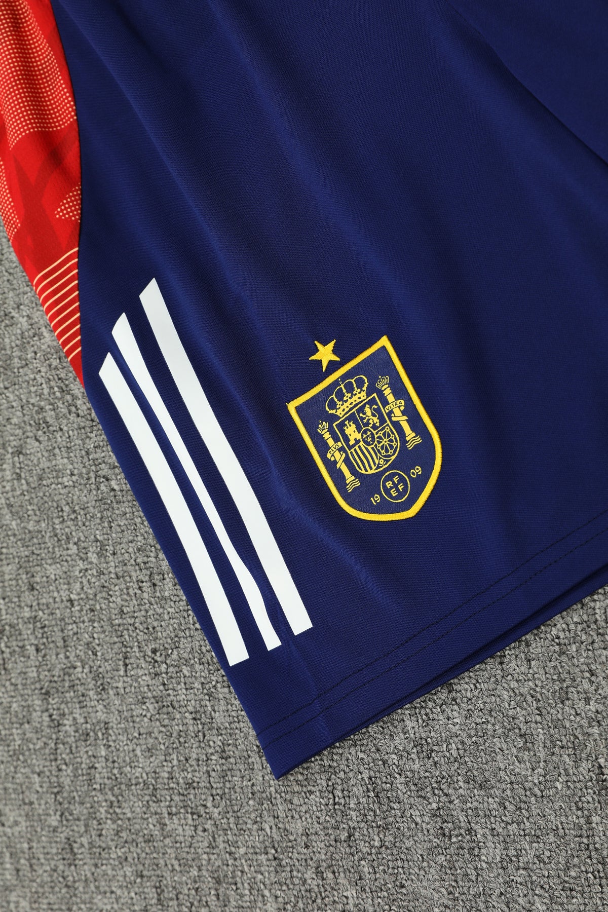 Spain 🇪🇸 Training Gear, Shirt & Shorts Set.