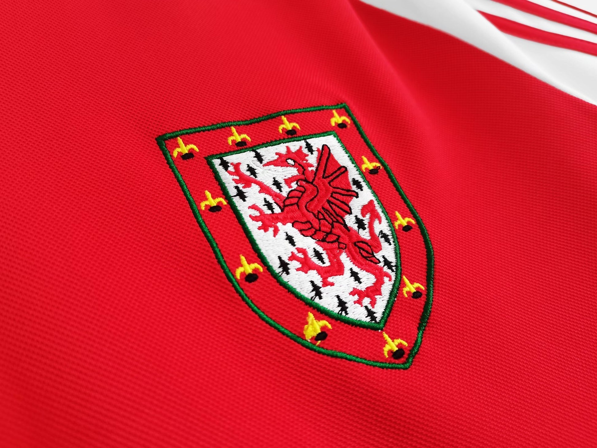 Wales 🏴󠁧󠁢󠁷󠁬󠁳󠁿 1982 Home Jersey. - World Cup Retro Soccer Shop