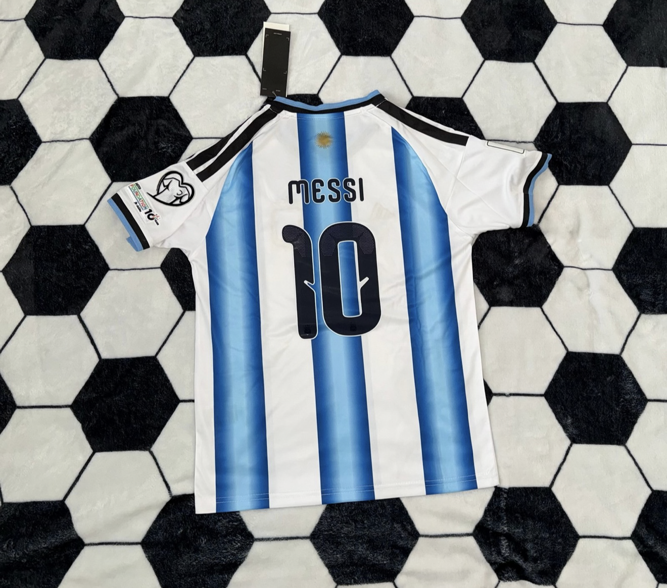 Argentina 🇦🇷 2026 World Cup Kids Kit Set, Home Jersey, Shorts & Socks.