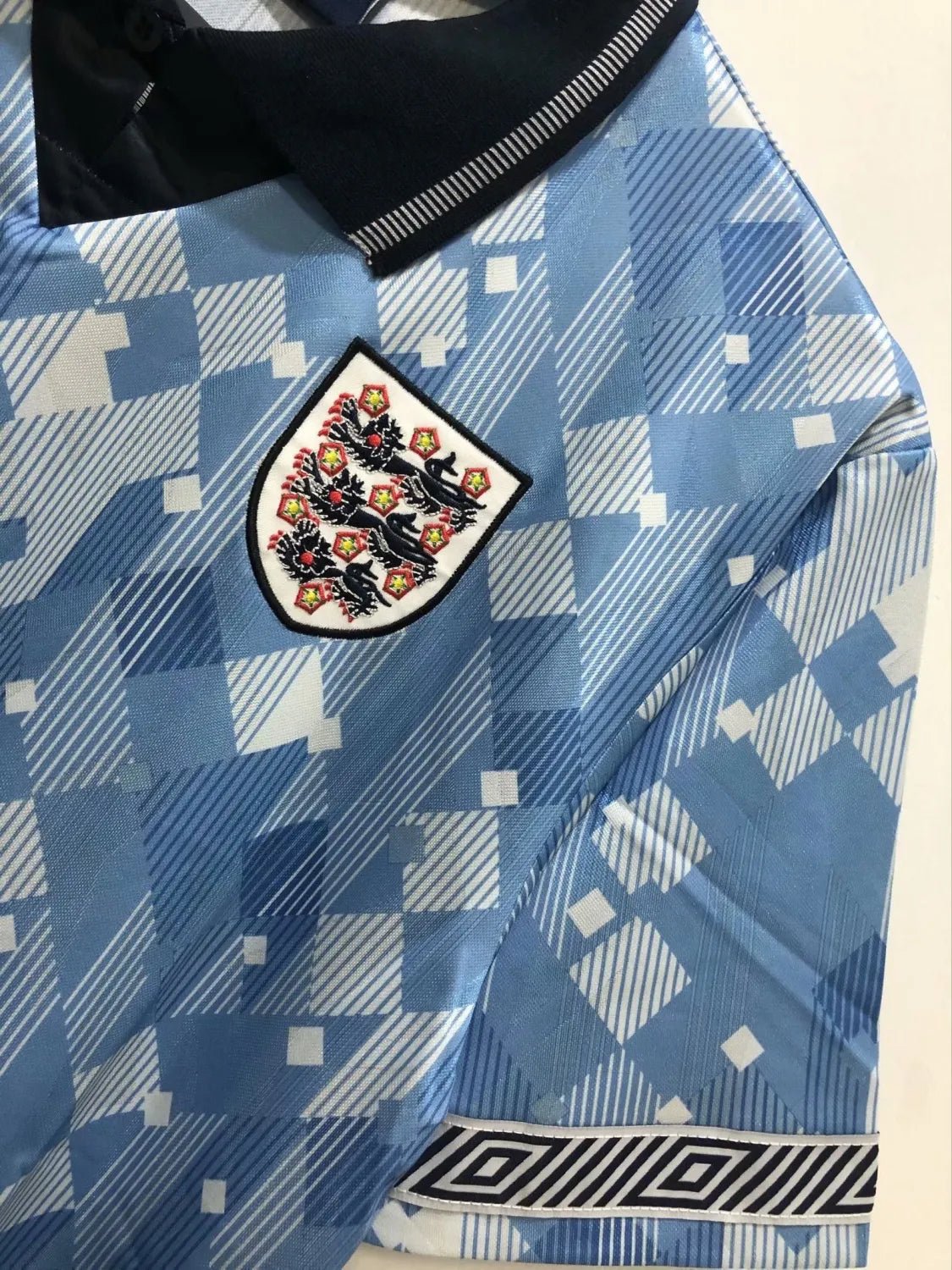 England 🏴󠁧󠁢󠁥󠁮󠁧󠁿 1990/92 Third Jersey. - World Cup Retro Soccer Shop